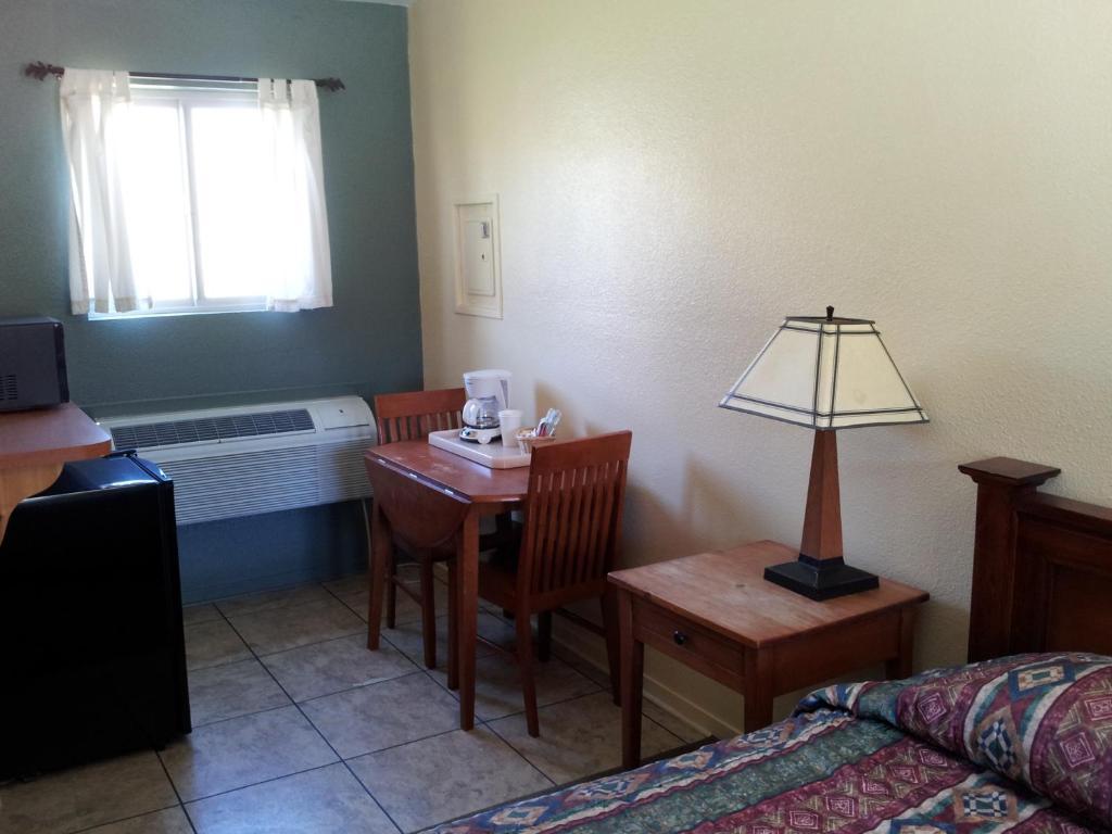 Andruss Motel Walker Room photo